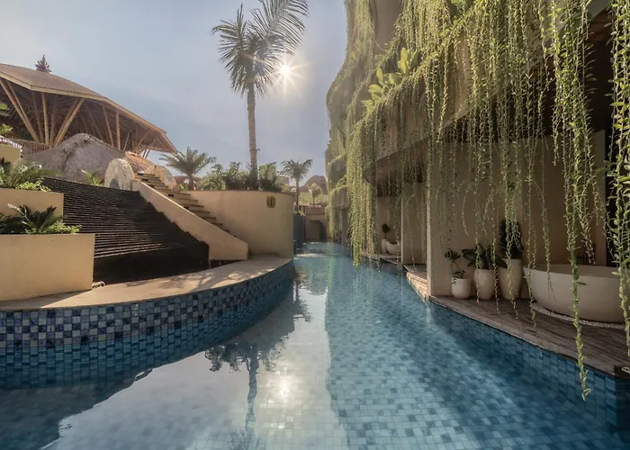 La Mewali By Ini Vie Hospitality 5* 坎古